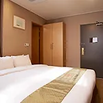 Hotel Skypark Myeongdong 2